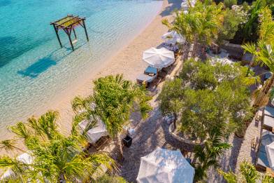 Najljepše Plaže Korčule: Gdje Uživati u Suncu i Moru